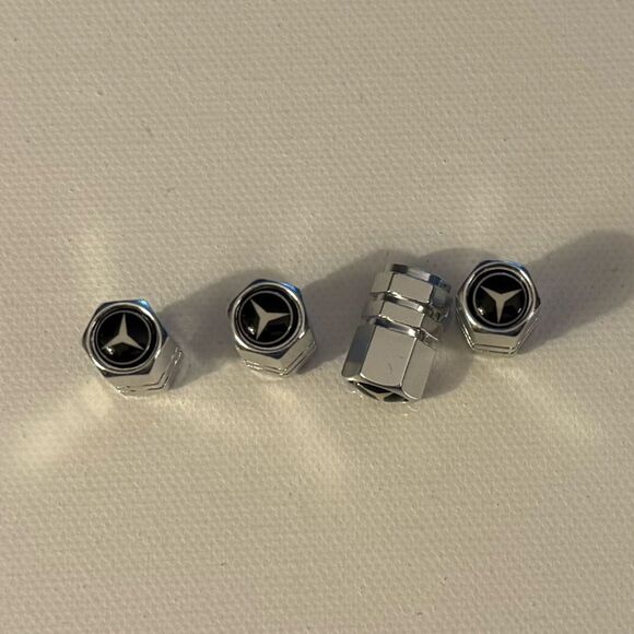 Mercedes Valve Stem Caps in Silver Set of 4 NWT - Picture 1 of 4